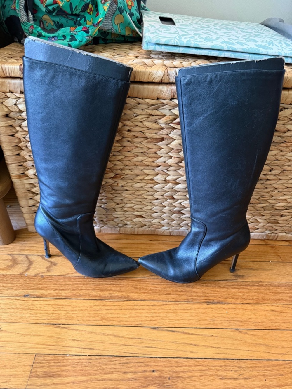 Nine West Black Pointed-Toe Knee-High Stiletto Boots size 8